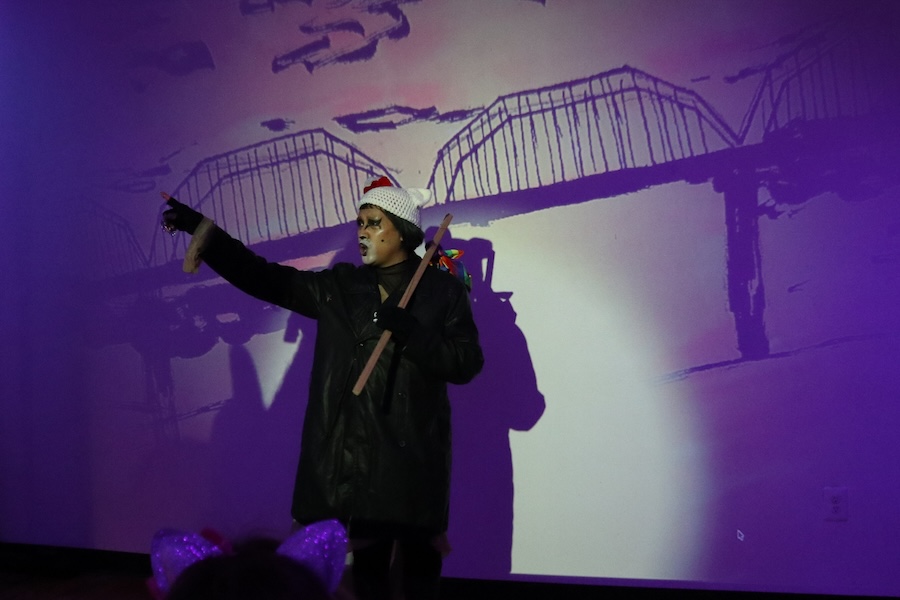 TONI HONI Honi introduction at Thundershark Gallery | Photo by Ashley Jaye Williams